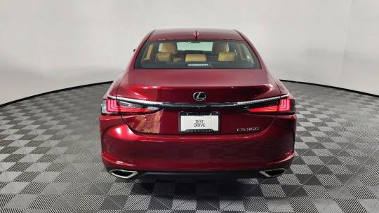 2025 Lexus ES
