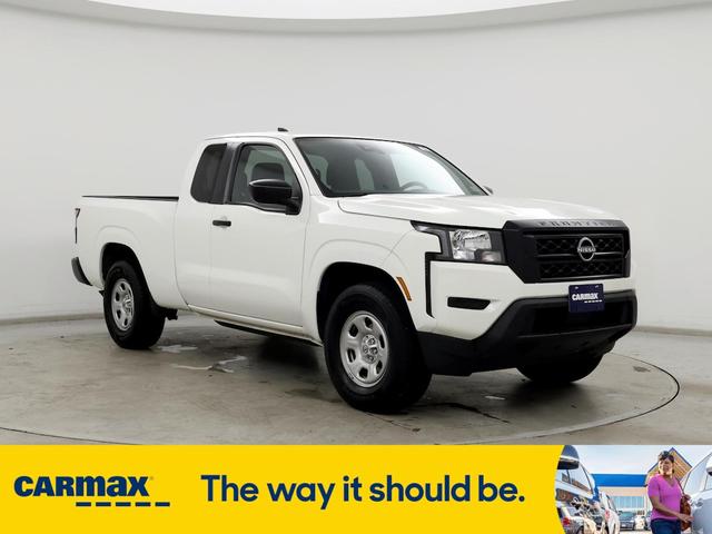 2022 nissan frontier s
