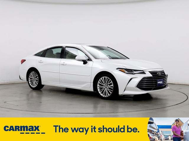 2019 toyota avalon limited
