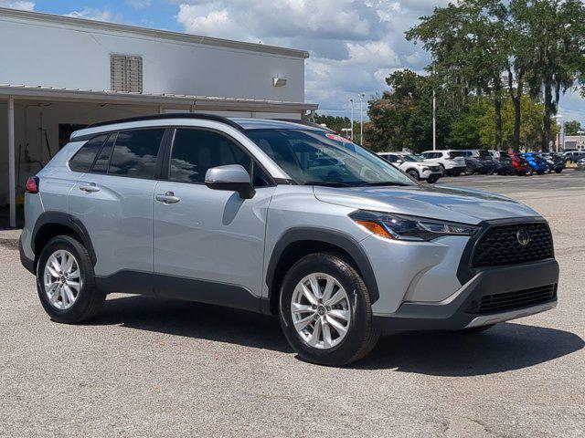 2022 toyota corolla cross le