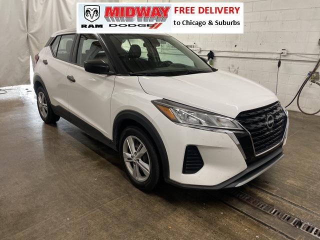 2022 nissan kicks s