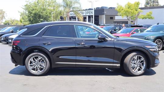 2025 Genesis GV70