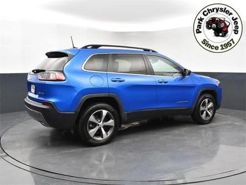 2022 jeep cherokee in chicago, illinois