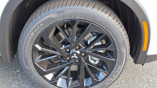2024 Mitsubishi Outlander
