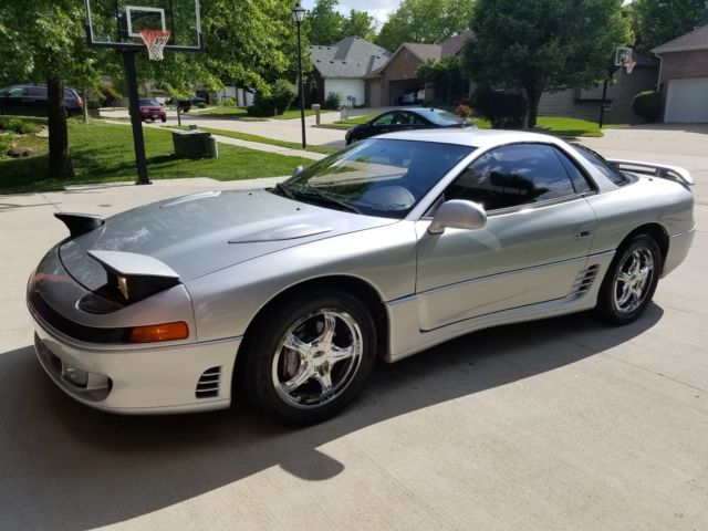 1992 mitsubishi 3000 gt vr 4 (twin turbo) silver