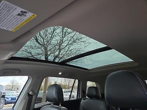 2021 volkswagen atlas 3.6 v6 se w/ technology in orchard park, new york