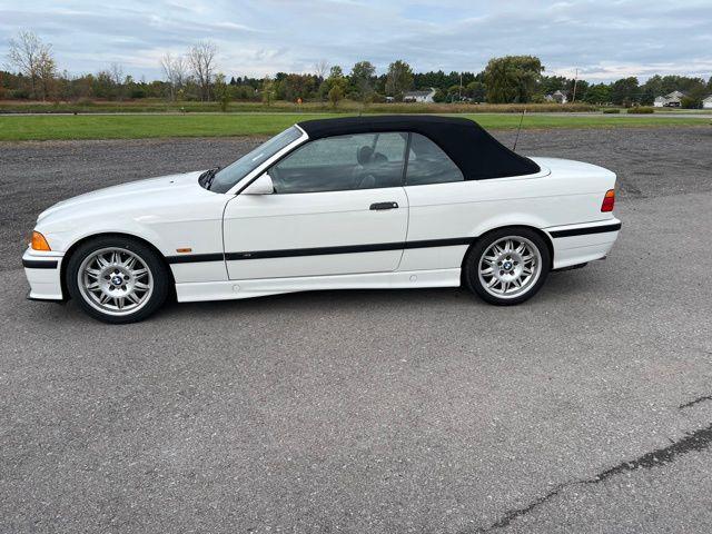 1998 bmw m3 base