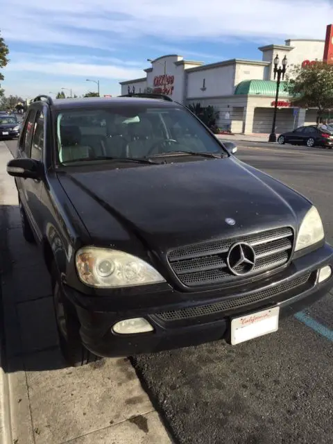 2003 ml320 - black on black - clean and good condition