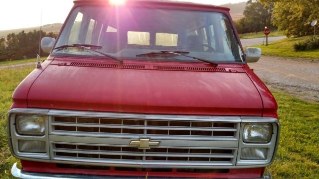 88 chevy van fire deparment window van low miles no rust 3/4 ton