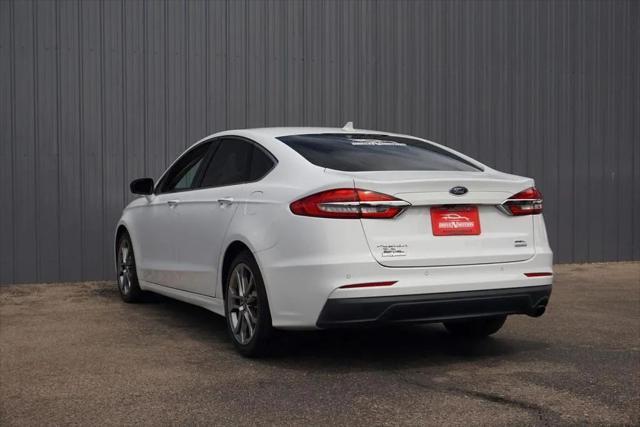 2019 ford fusion sel