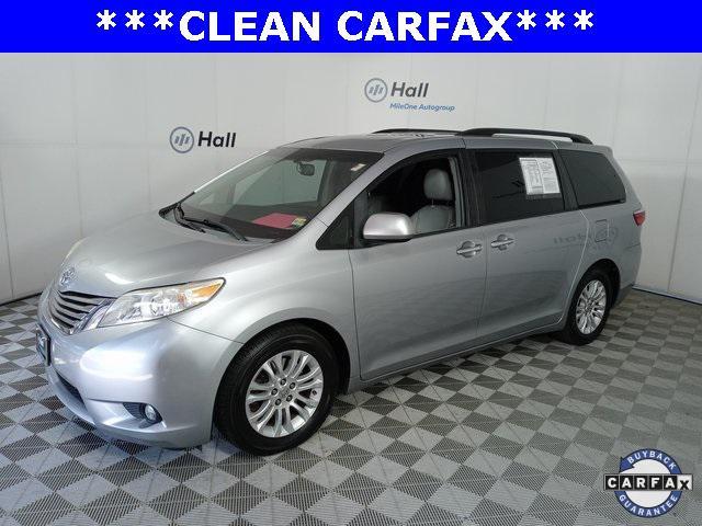 2015 toyota sienna xle