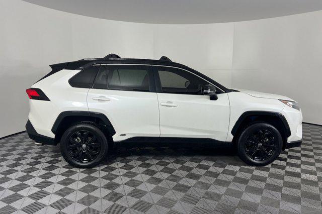 2022 toyota rav4 hybrid se