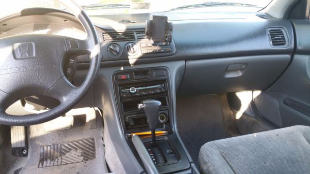low mileage 1994 honda accord ex $900, must go this week