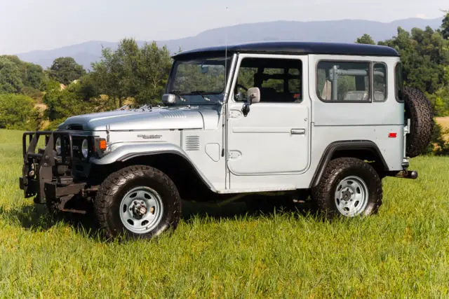 1982 toyota fj 40