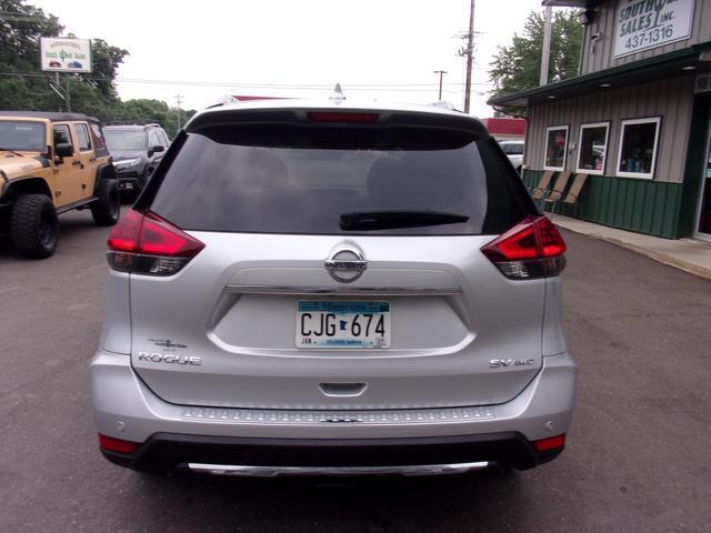 2019 nissan rogue sv