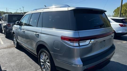 2022 lincoln navigator standard