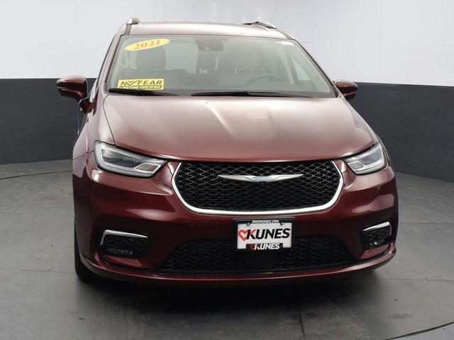 2021 chrysler pacifica hybrid touring l