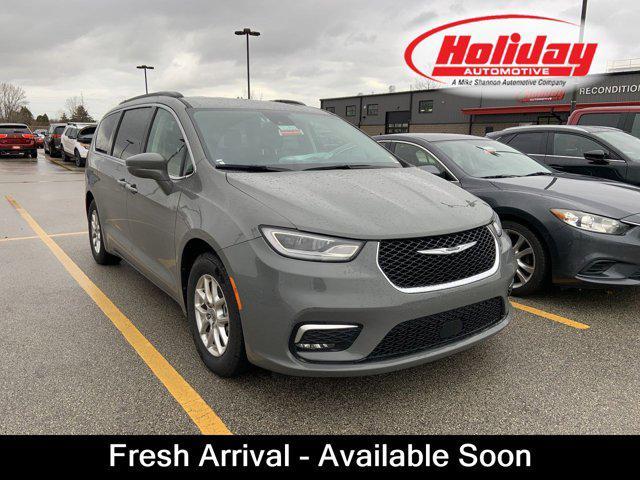 2022 chrysler pacifica touring l