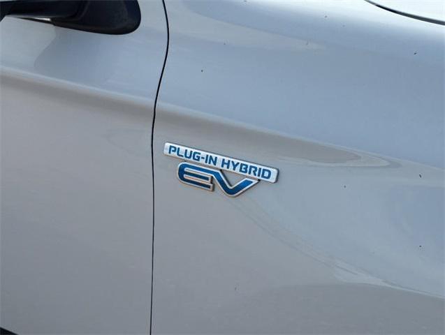 2018 mitsubishi outlander phev sel