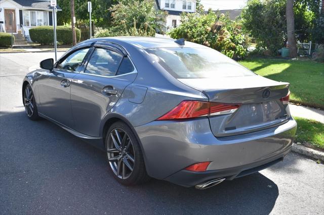 2018 lexus is 300 base