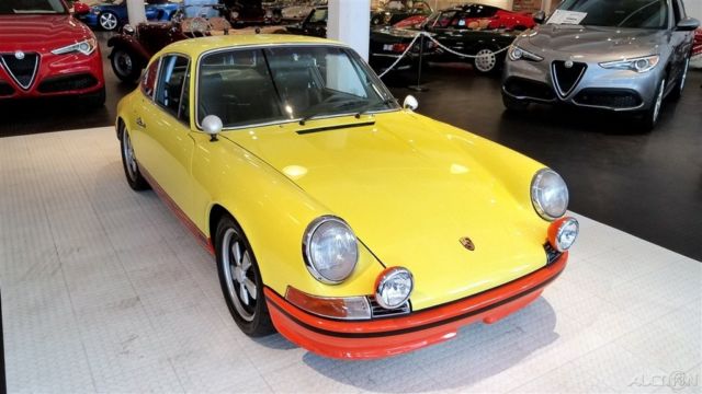'72 911t outlaw coupe. 3.2 litre. well sorted and fast. california no rust 911