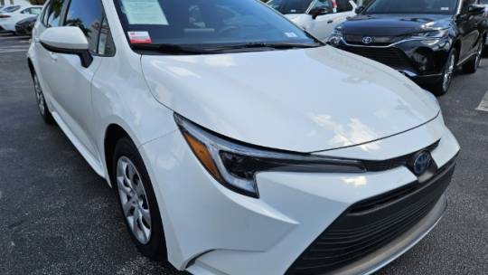 2023 toyota corolla hybrid le