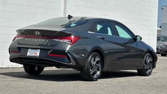 2024 Hyundai Elantra