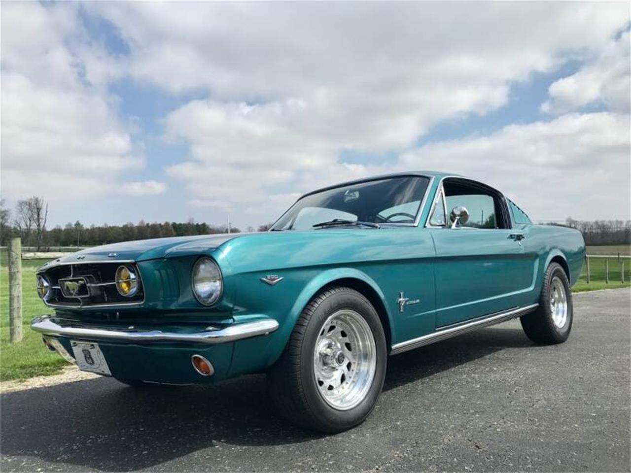 1965 ford mustang