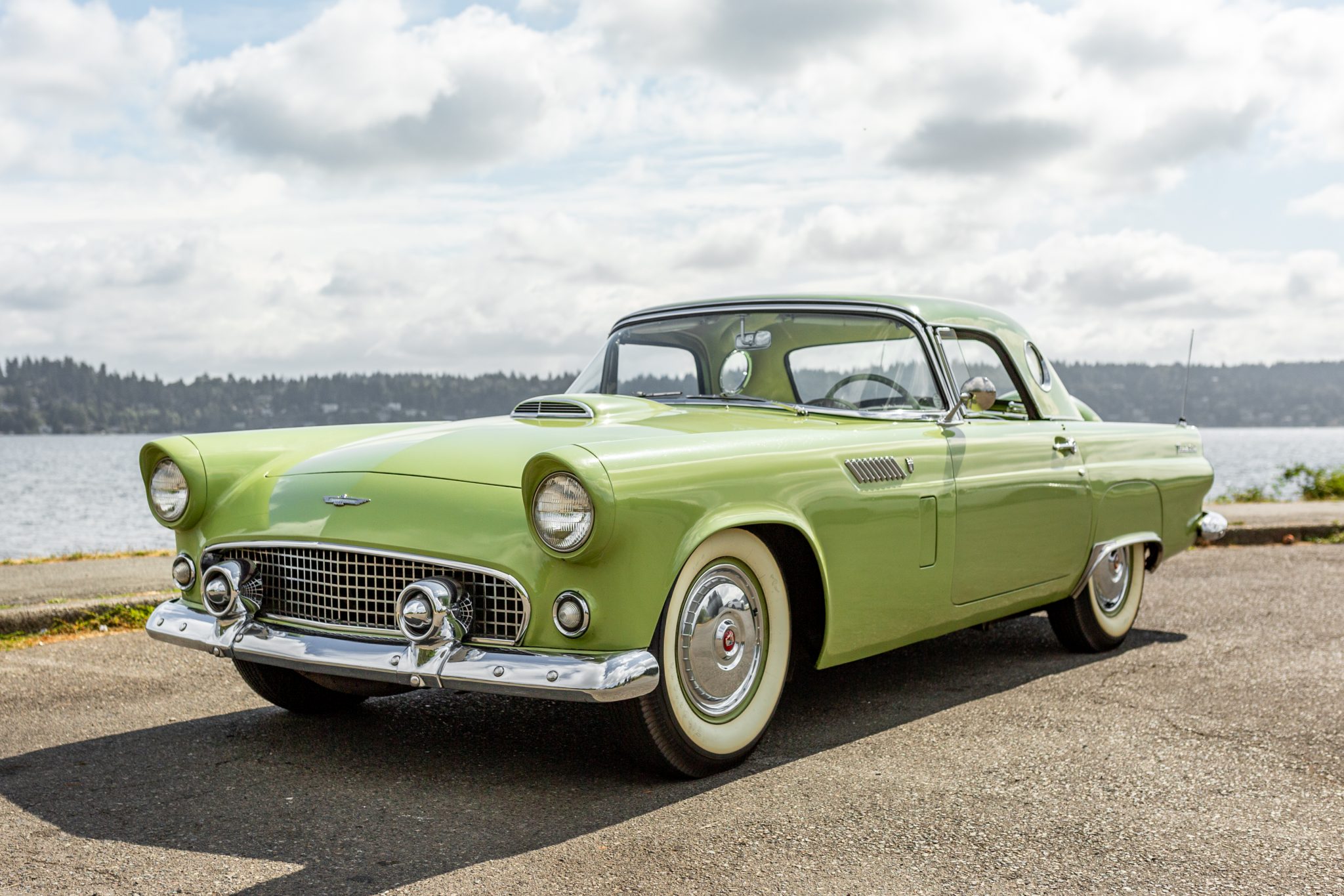 1956 ford thunderbird