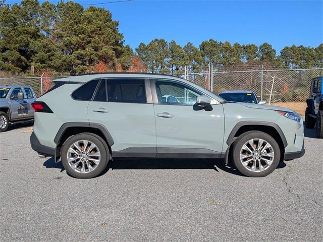 2021 toyota rav4 xle premium