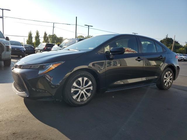 2022 toyota corolla hybrid le