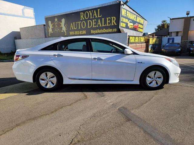 2015 hyundai sonata hybrid base