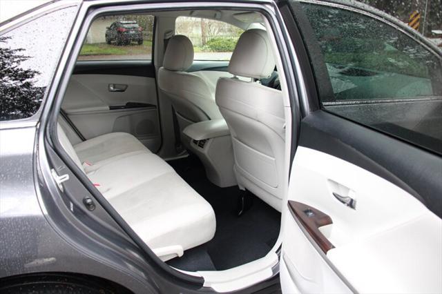 2009 toyota venza base