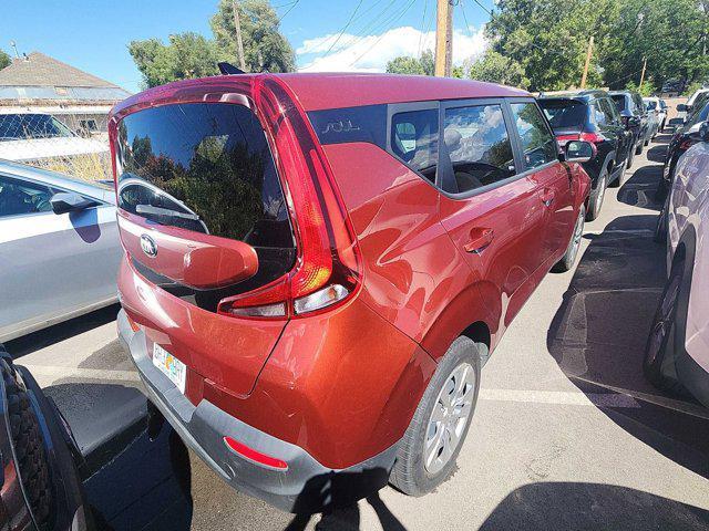 2021 kia soul lx