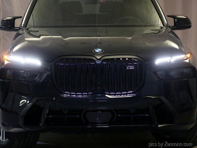 2025 bmw x7 m60i