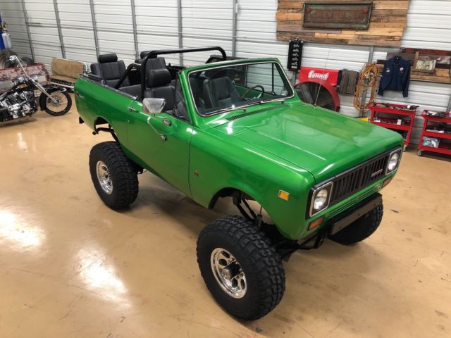 1973 international scout 2, 345 motor 727 auto trans, completely restored