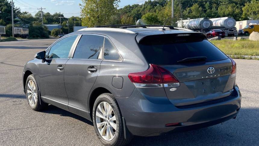 2013 toyota venza le