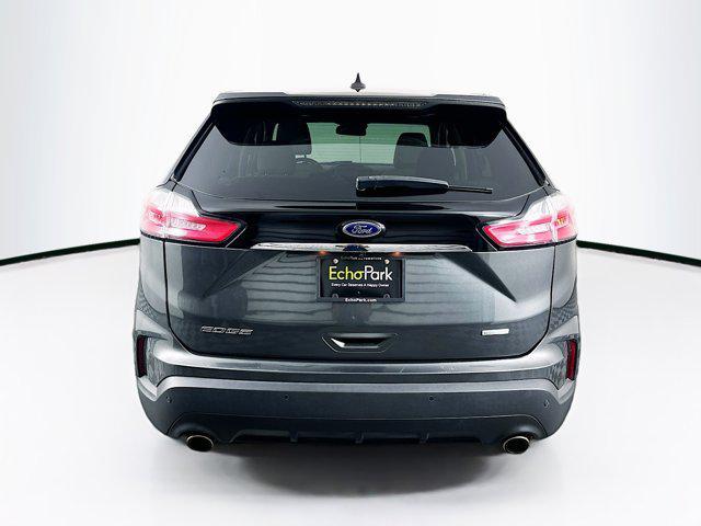 2020 ford edge se