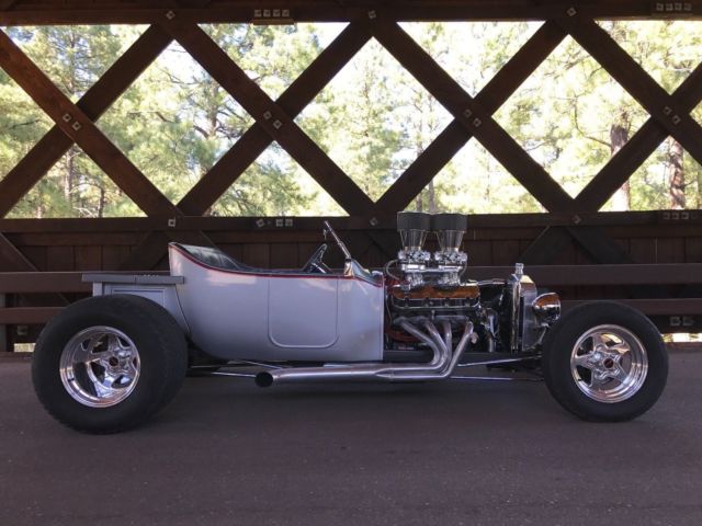 1923 t bucket fiberglass speedway body, powder coated frame, 550 hp