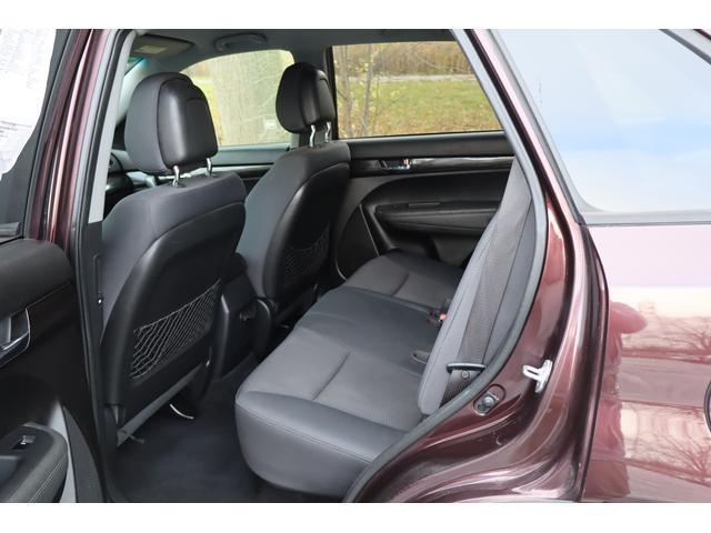 2011 kia sorento lx