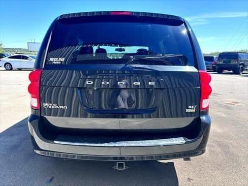 2017 dodge grand caravan sxt in manhattan, kansas