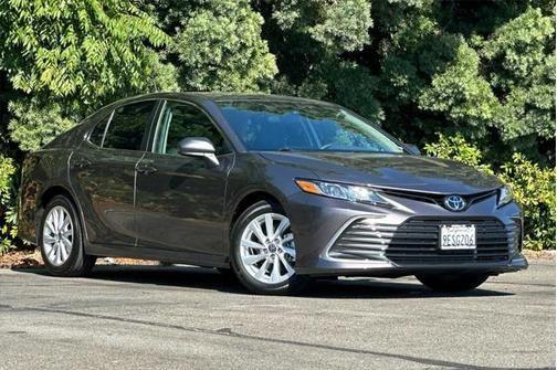 2023 toyota camry