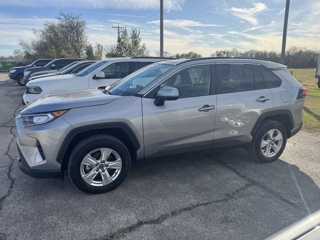 2021 toyota rav4 xle