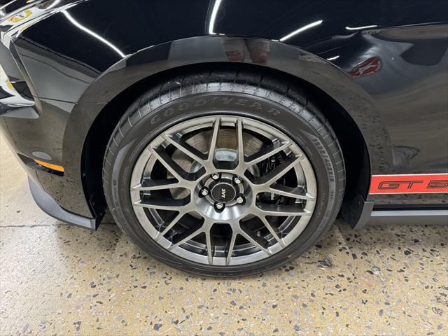 2012 ford shelby gt500 base