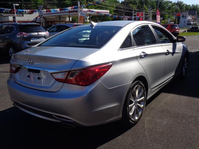 2012 hyundai sonata 2.4l se