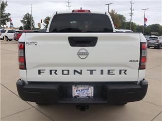 2023 Nissan Navara (Frontier) s