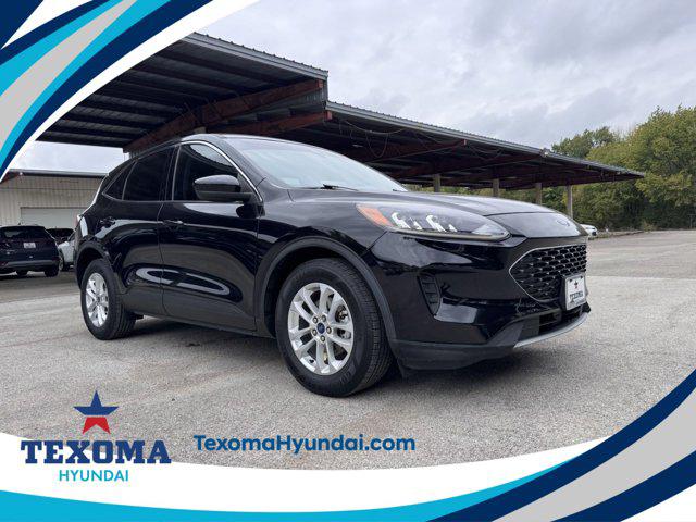 2020 ford escape se
