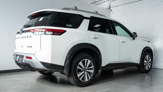 2023 nissan pathfinder sl