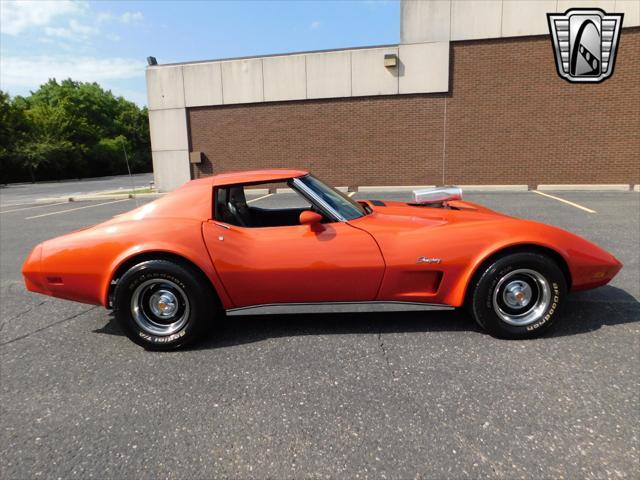 1975 chevrolet corvette base
