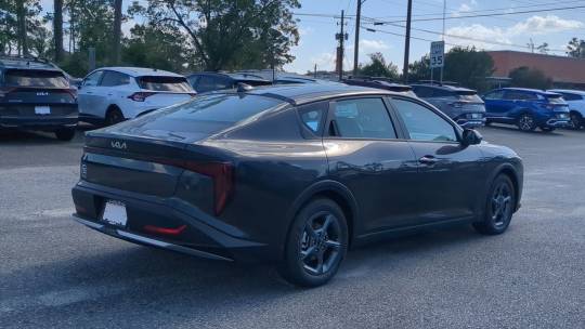 2025 Kia K4